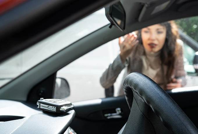 Person needing an auto locksmith in McHenry, IL