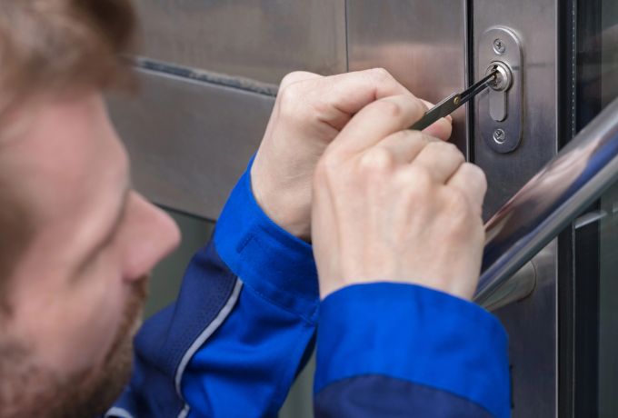 Commercial Locksmith in Sharon, WI